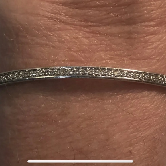 DAVID YURMAN Pave Outside Sterling Silver Bangle Bracelet. - Picture 6 of 10